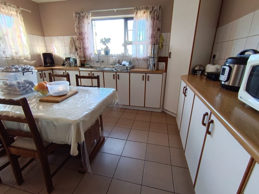 3 Bedroom Property for Sale in Dana Bay Western Cape